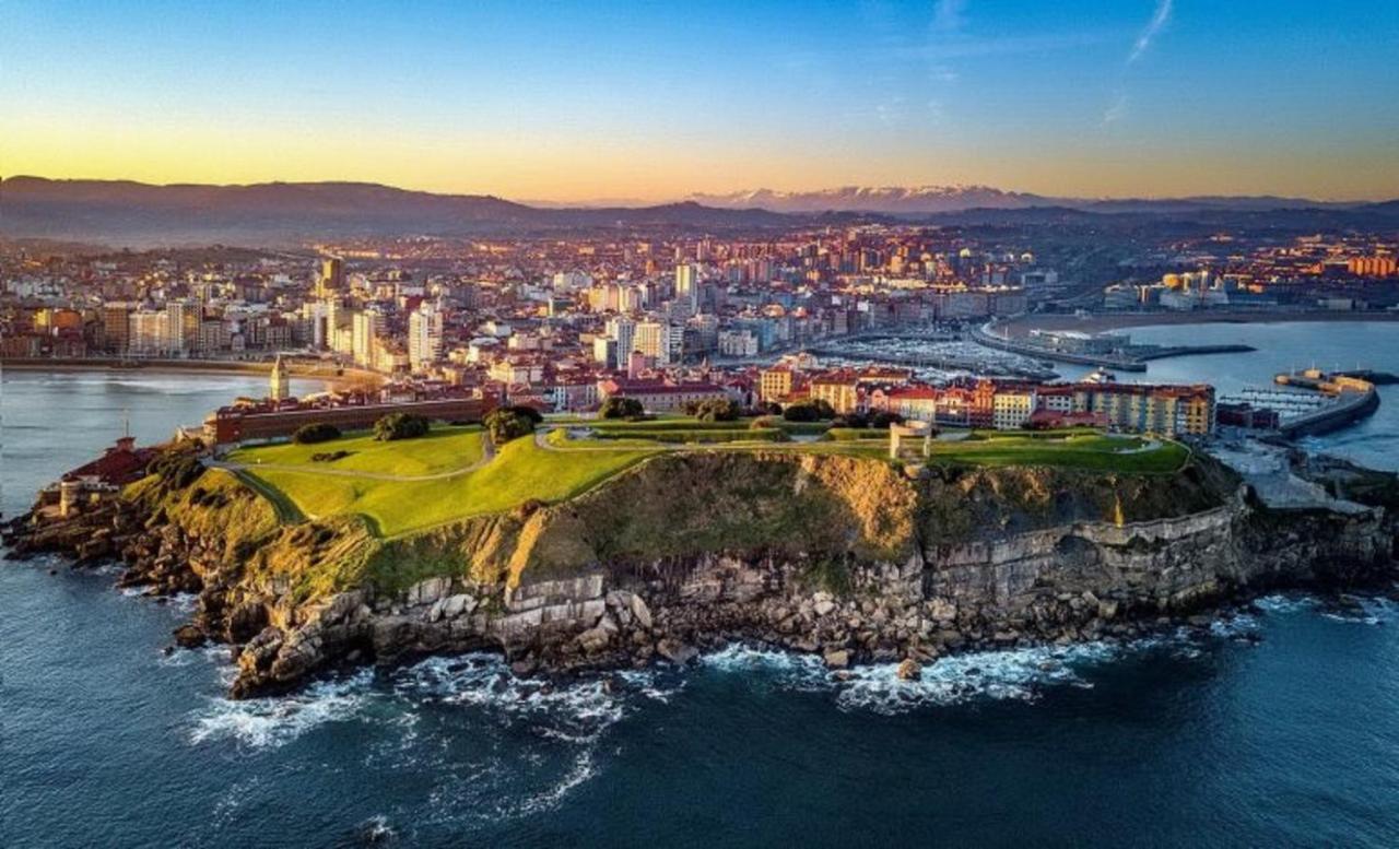 Apartamento Xana Gijón Esterno foto
